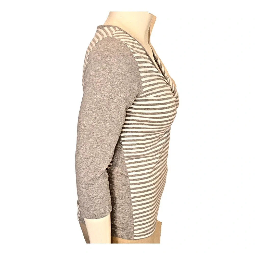 Michael Kors Top Blouse Womens L Gray White Stripe 1/2 Zip V-Neck  3/4 Sleeve